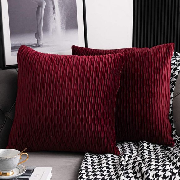 Set of 2 Red Wine Soft Ripple Corduroy Velvet Pillow Covers Maroon Pillows New - Picture 3 of 10